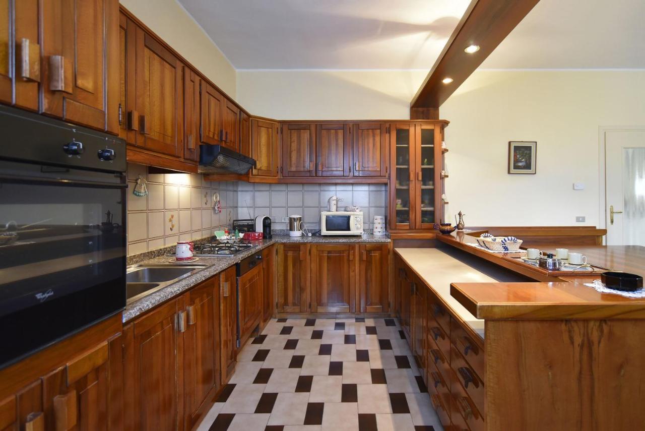 Villa Casa Nonna Rina Monzambano Esterno foto