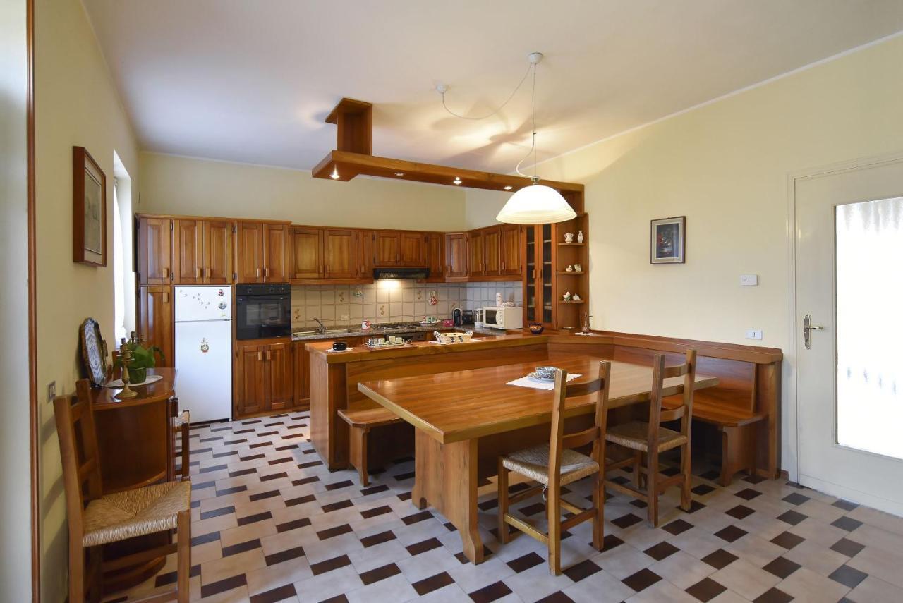 Villa Casa Nonna Rina Monzambano Esterno foto